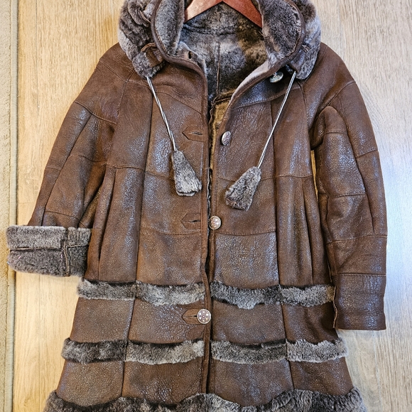 Children's sheepskin coat - Picture 9 of 14